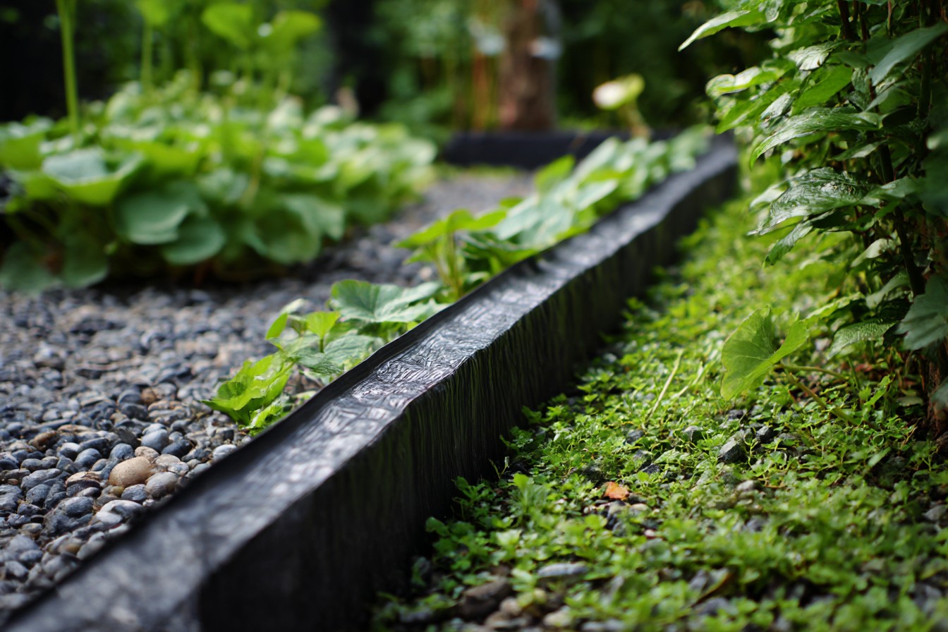 im1979_Garden_Bed_Edging_That_Lasts_Border_Solutions_Beyond_B_89d66f51-0616-43f4-aec5-73bf7d3b81f0_3